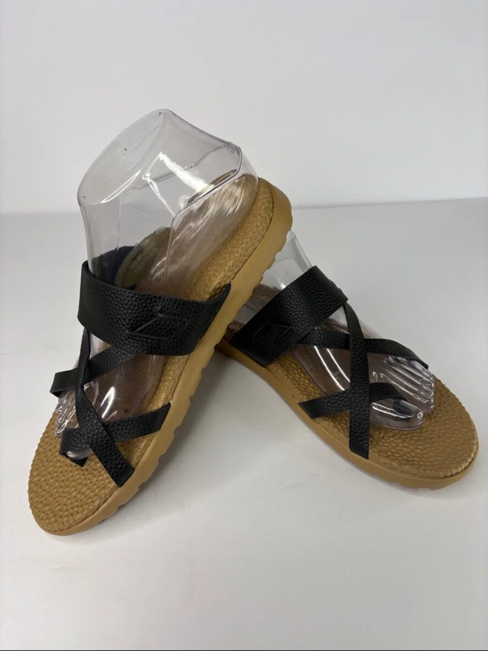 NWT Acorn Black Leather Crisscross Strap Slide Sandals